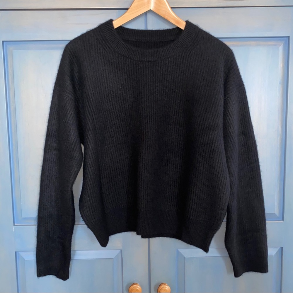 Everlane Cashmere Rib Crew